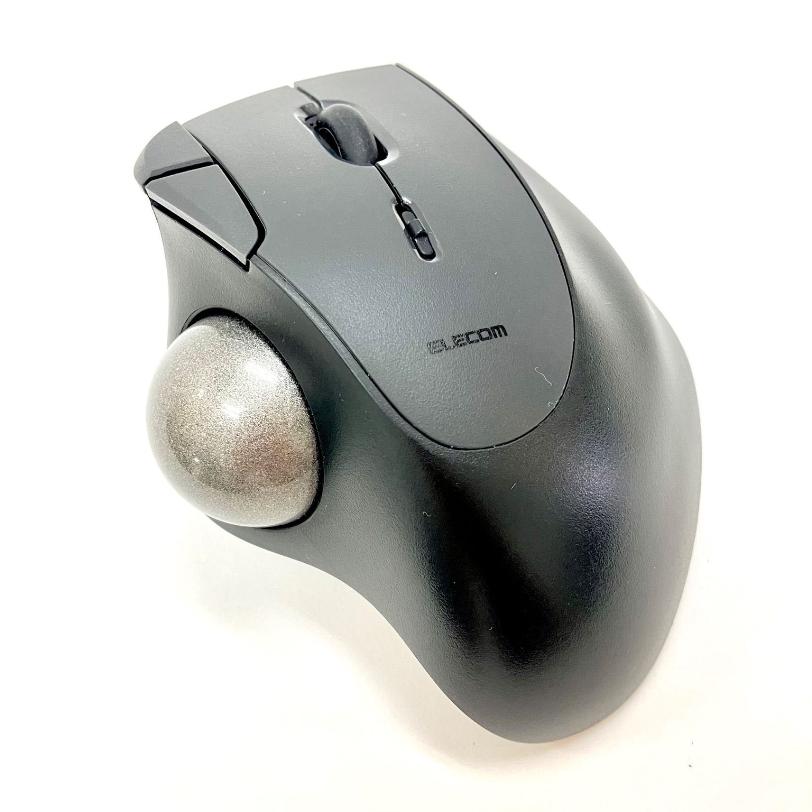 【上美品️ELECOM エレコム】 無線トラックボールマウス　 Bluetooth(R)無線　 ブラック　 ワンオーナーユーズド品　 （AYA） 24080901000WN