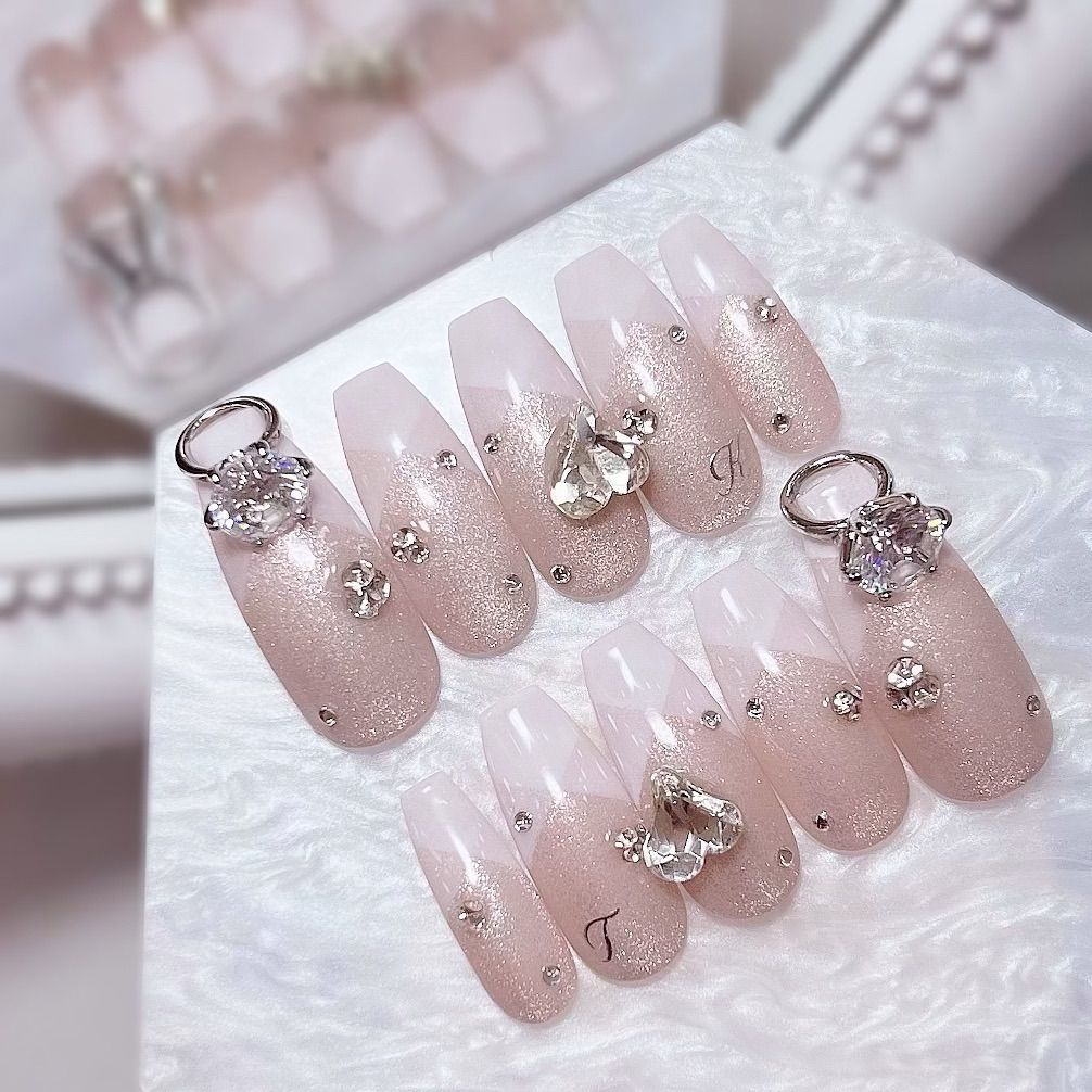 オーダー】ネイルチップ ワンホン韓国 キルティング キラキラ リボン