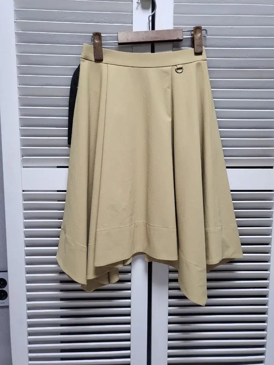 スカート