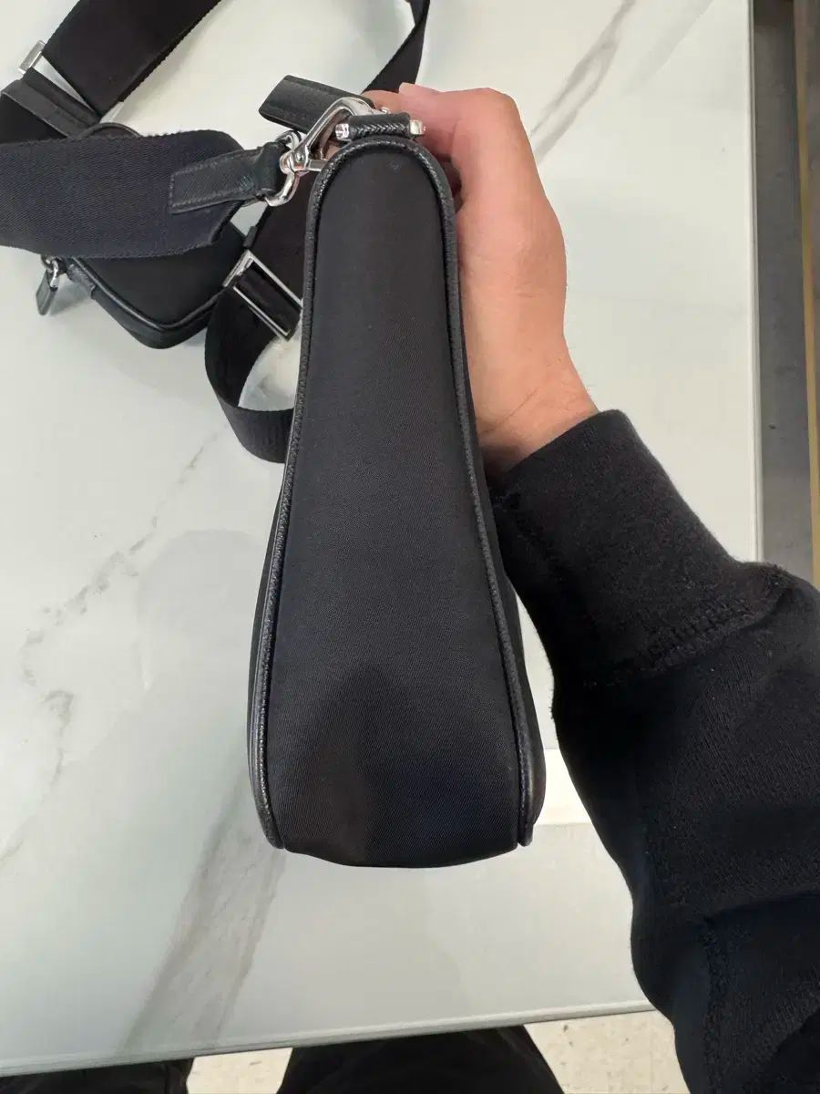 PRADA プラダ