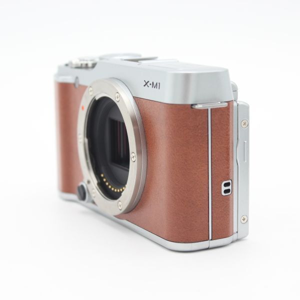 □良品□ FUJIFILM ミラーレス一眼 ボディ ブラウン FX-X-M1BW ♯81017