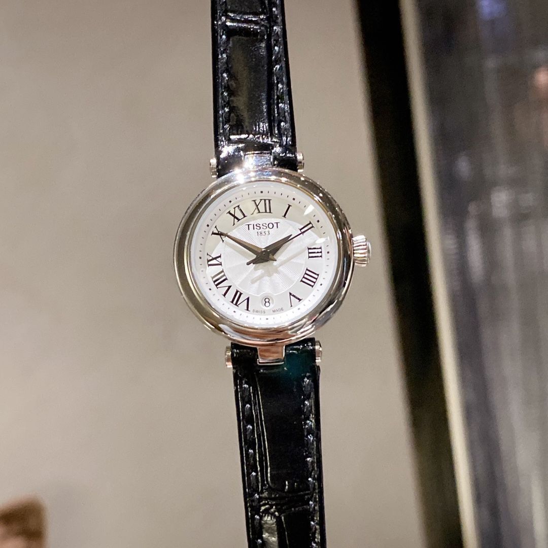 TISSOT ティソ レディース腕時計 26mm｜クオーツ×スリムデザイン