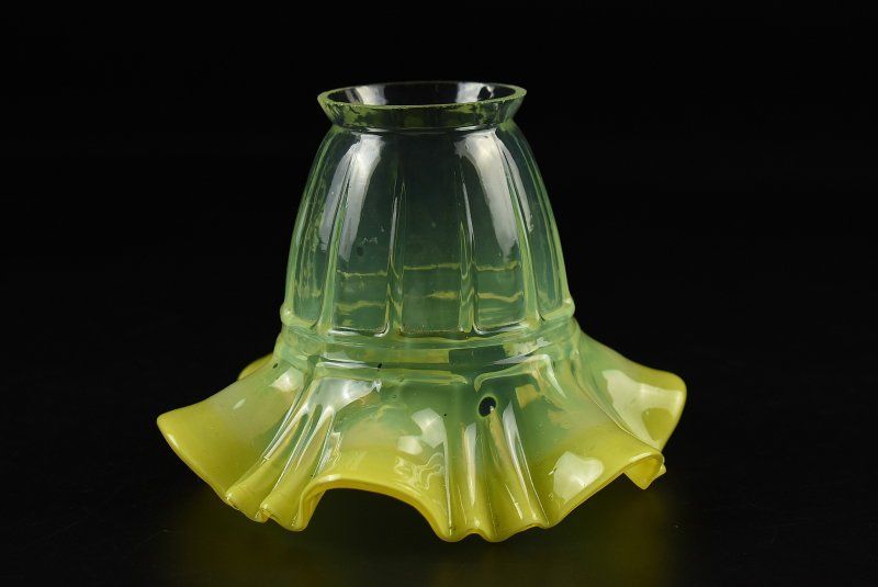 蔵A4995a 電笠 ランプシェード ガラス