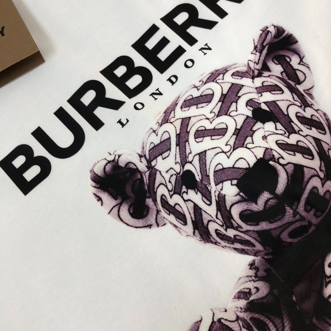 本日限定特価】Burberry 春夏 小熊プリントTシャツ [本日特価