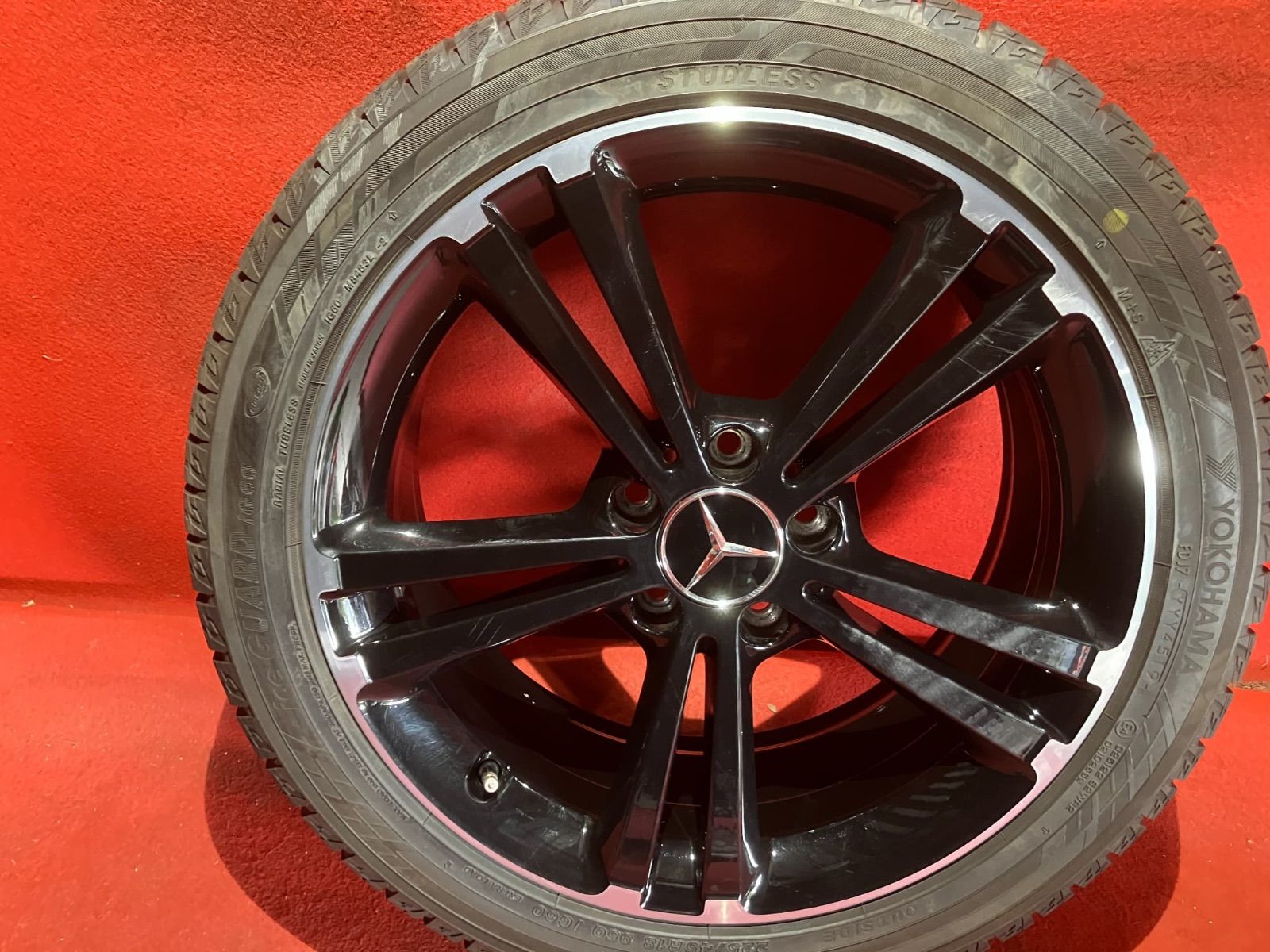 着こなし スタッドレスタイヤホイールセット 225 45R18 YOKOHAMA iG60 18x7.5 49 112 5H ベンツ CLA200d 純正 4本SET