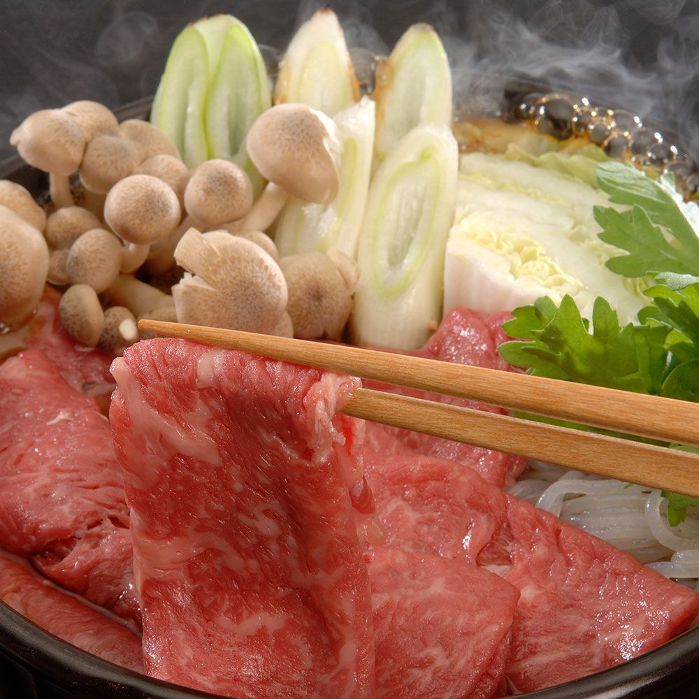 滋賀 徳志満 近江牛すきやき用 450g モモ バラ 牛 ビーフ すき焼き しゃぶしゃぶ お肉 肉 プレゼント 和牛 国産牛肉 ギフト お取り寄せ 食品通販 通販