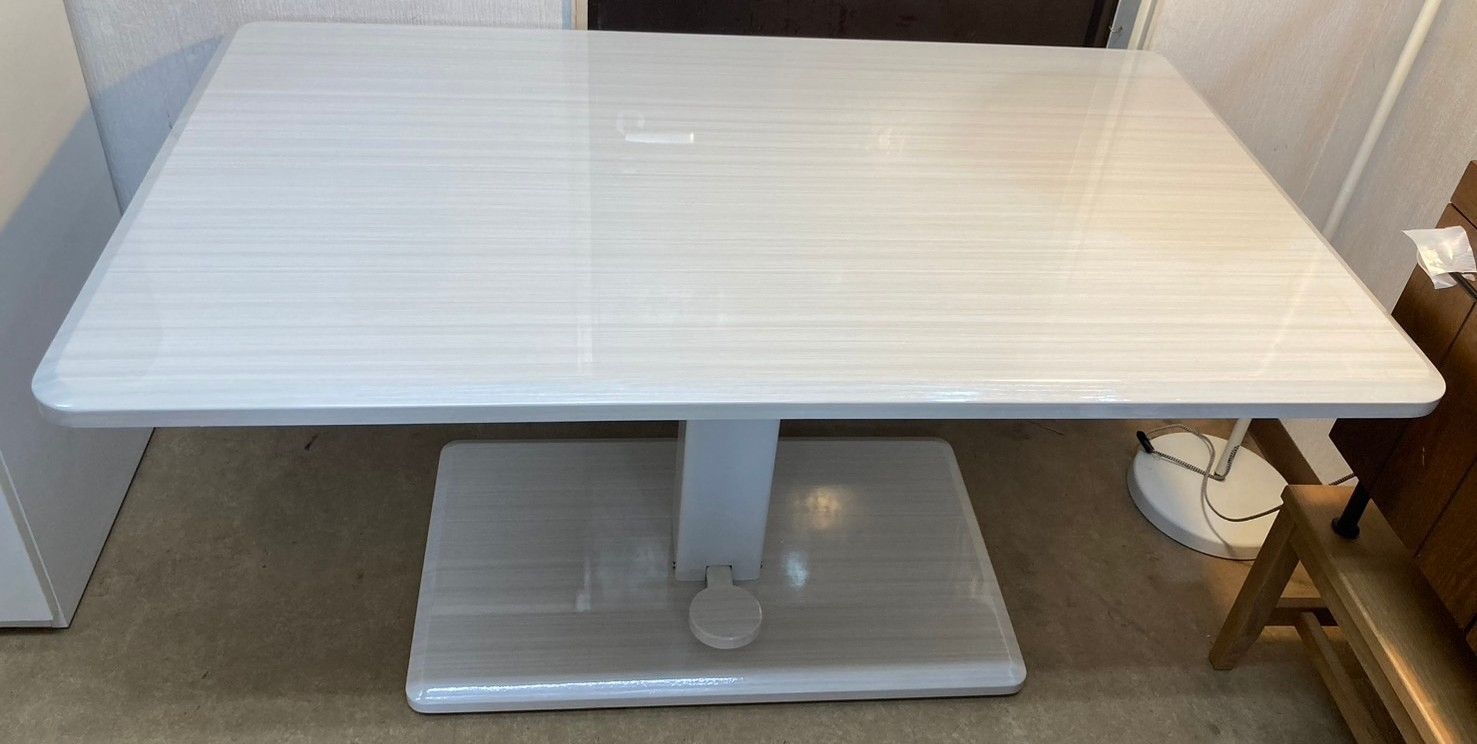 ◇シギヤマ家具 昇降式ダイニングテーブル ホワイト 木目調 H910