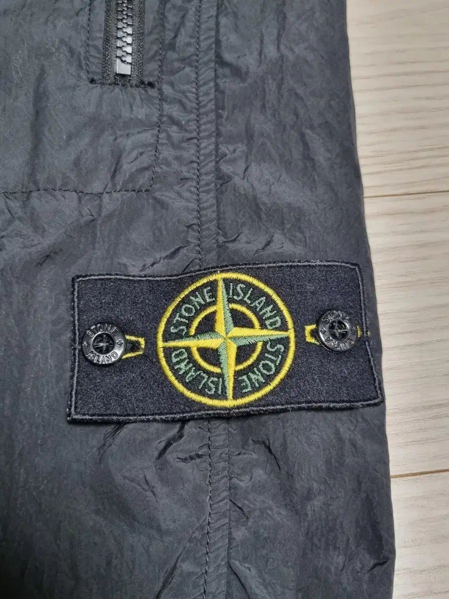 STONE ISLAND