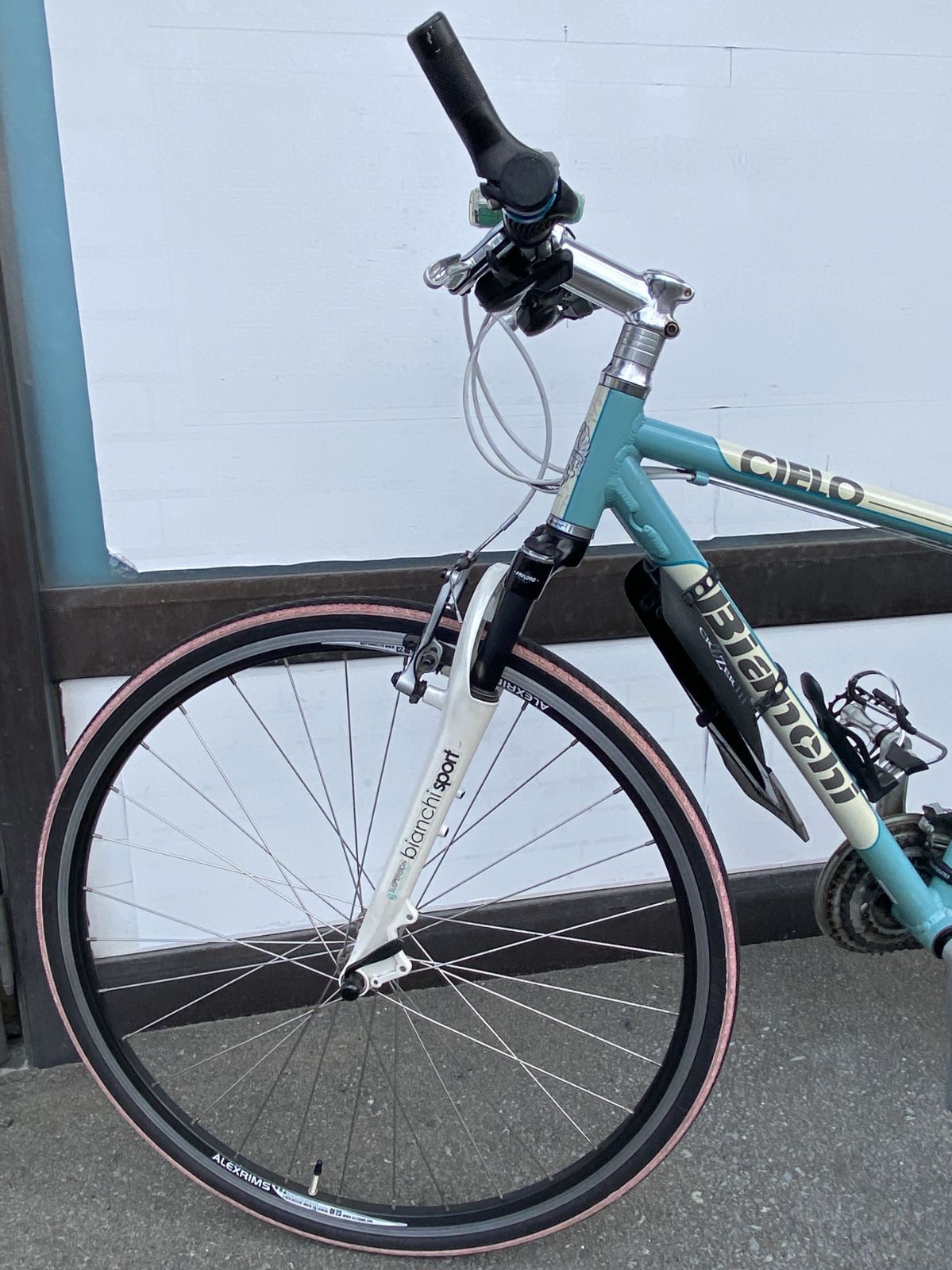 Bianchi ビアンキ CIELOクロスバイク カラー チェレステ 【中古品】