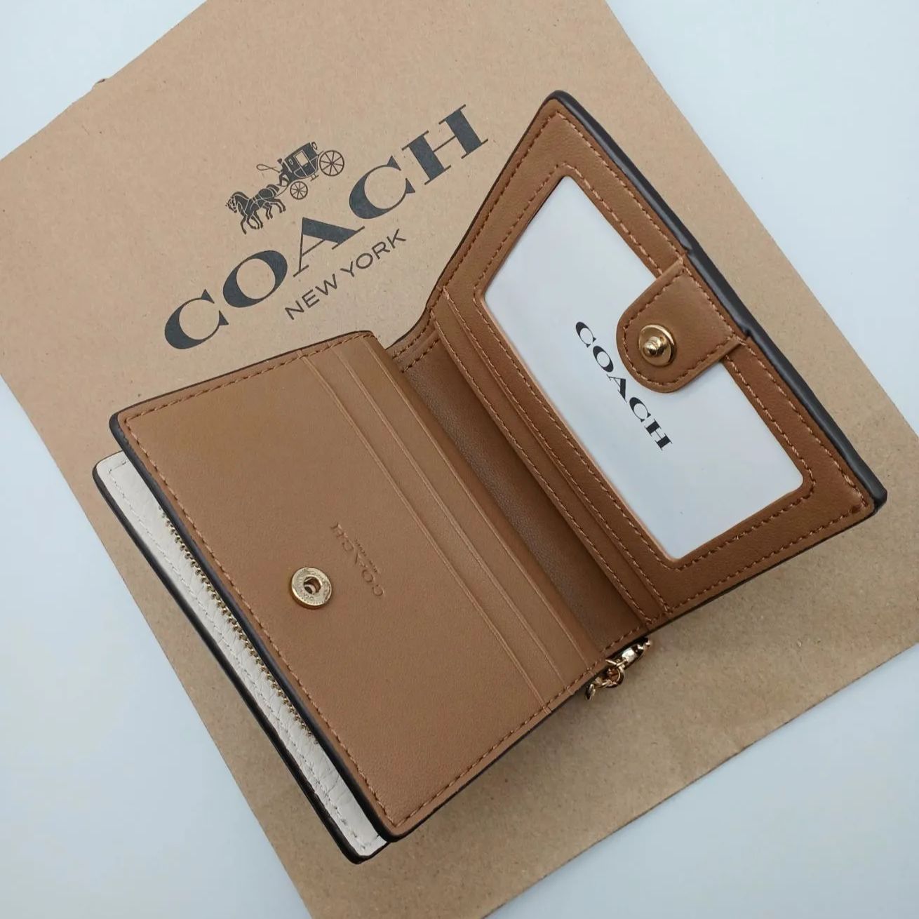 新品 COACH 折り財布 スナップウォレット ミニ財布 レディース商品  