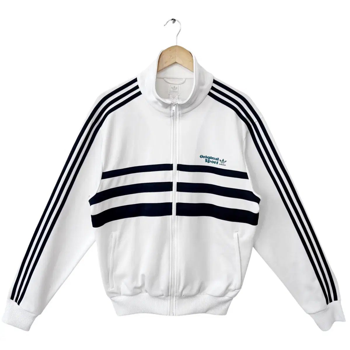 必須アイテム adidas(アディダス) トラックトップス ジャージ 白