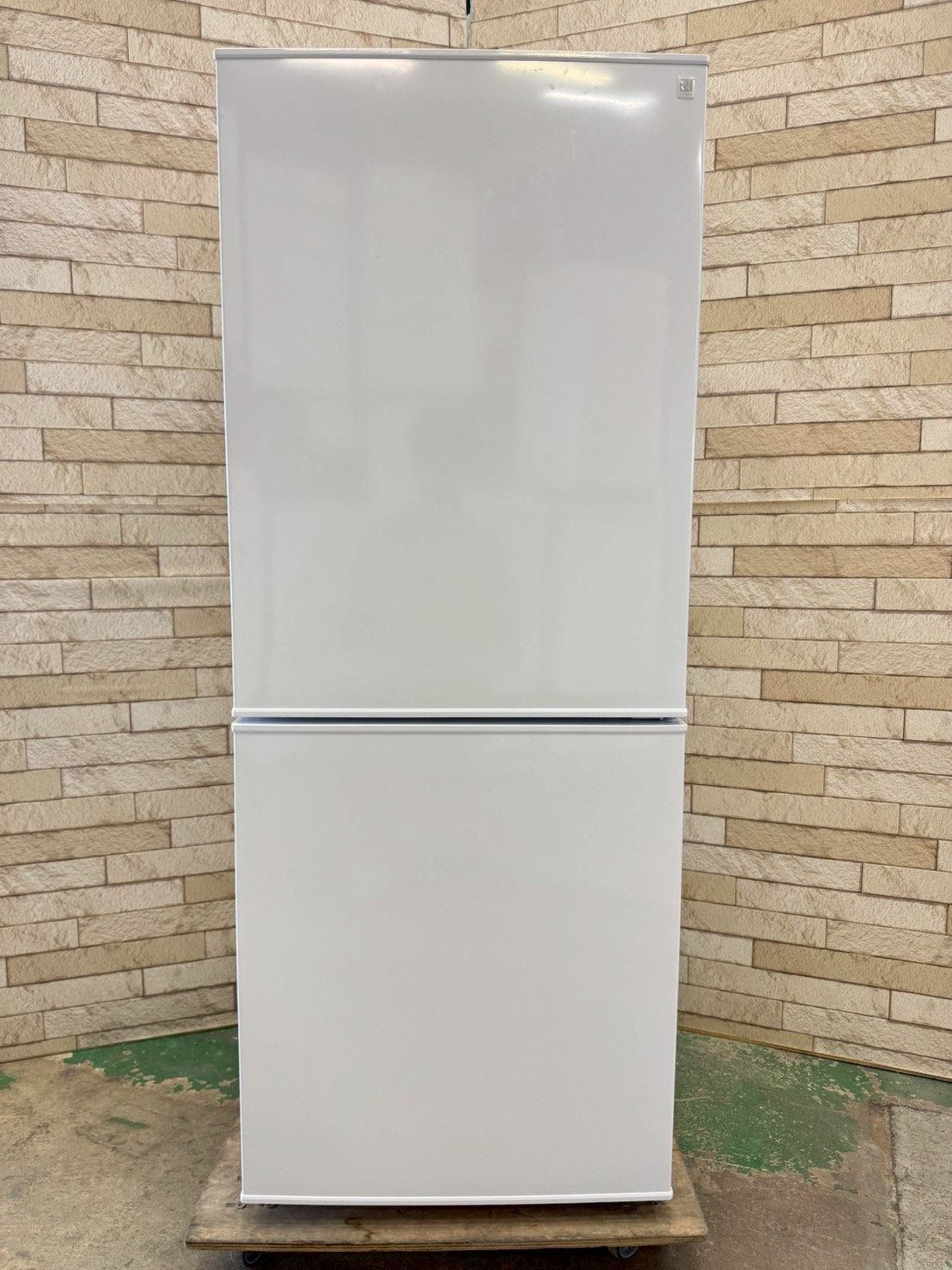 大阪送料無料★3か月保障付き★冷蔵庫★ニトリ★NTR-140WH★IR-610 大阪送料無料☆3か月保障付き☆冷蔵庫☆ニトリ☆2ドア☆2024年☆NTR