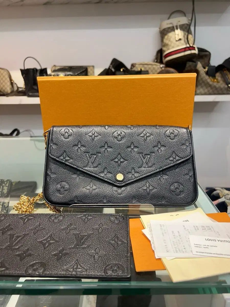 Louis Vuitton ルイヴィトン アンプラント モノグラム ポシェット ポシェット フェリシー クロスバッグ ブラック