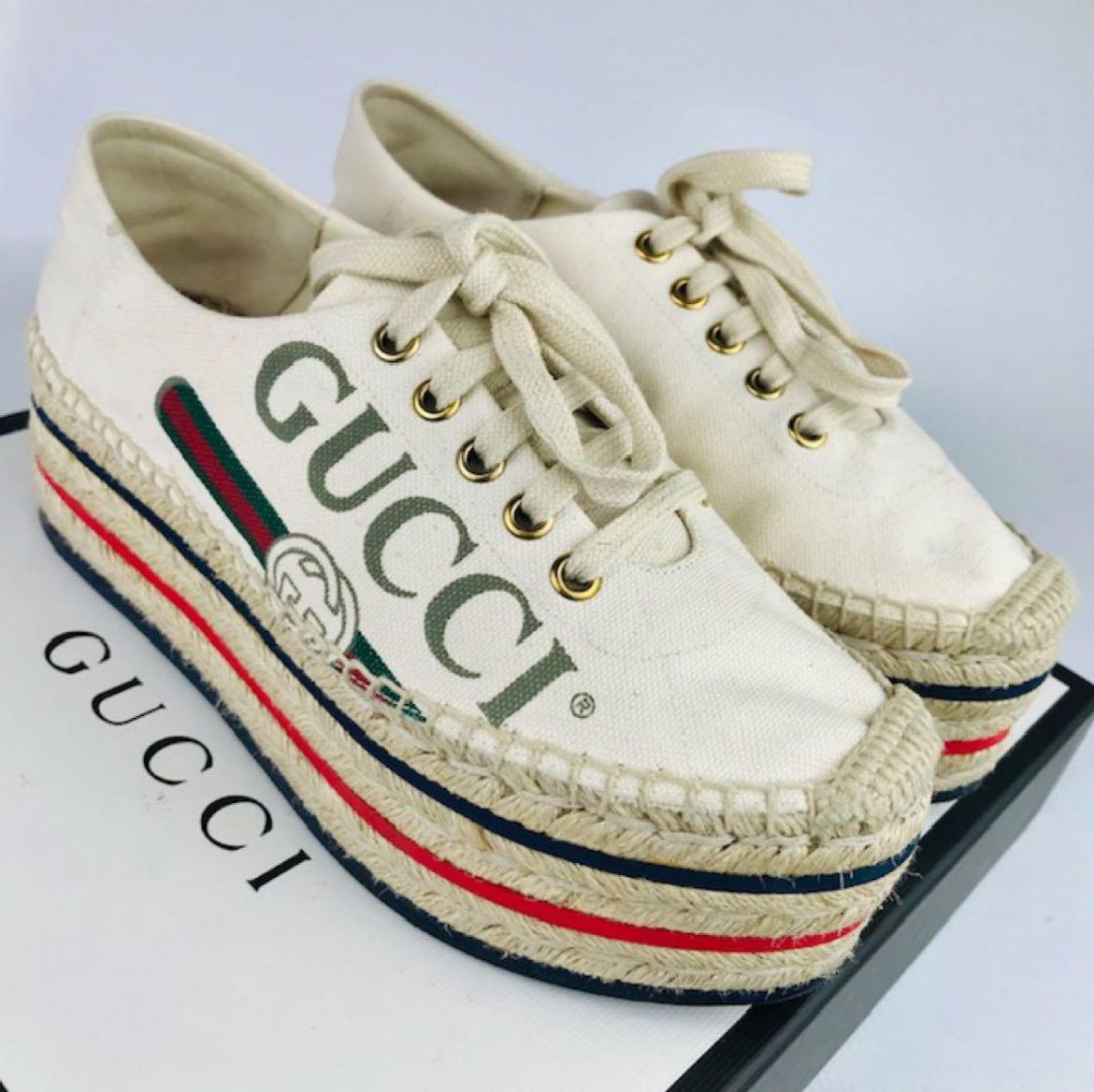 良品☆GUCCI・グッチ レディース キャンバス ヴィンテージブランドロゴ 
