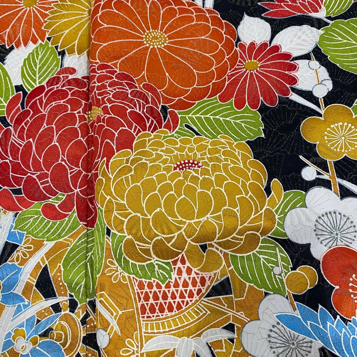 振袖 美品 名品 やまと 草花 牡丹 金彩 染め分け 茜色 袷 155cm