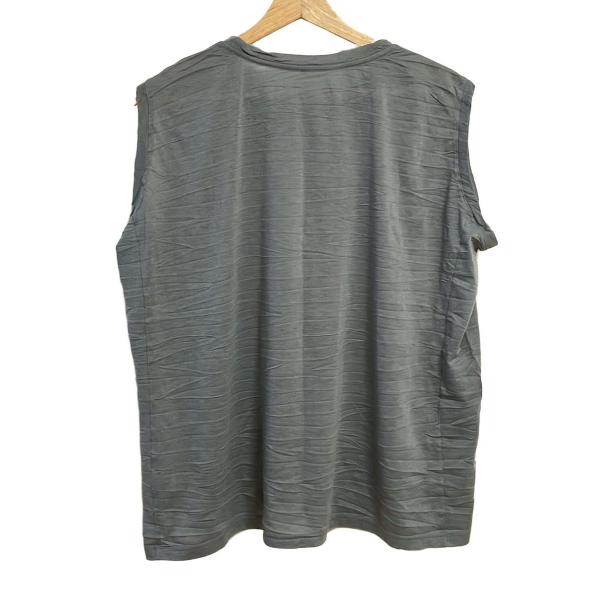 me ISSEY MIYAKE ミー イッセイミヤケ ノースリーブカットソー レディース - グレー