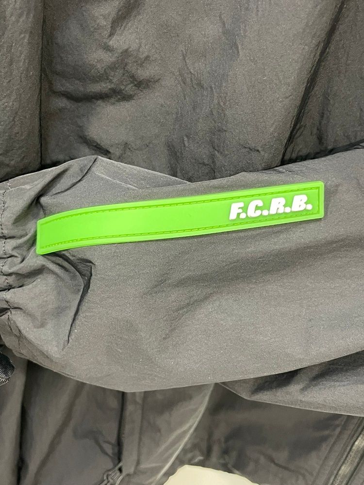エフシーレアルブリストル F.C.Real Bristol 19AW BIG EMBLEM