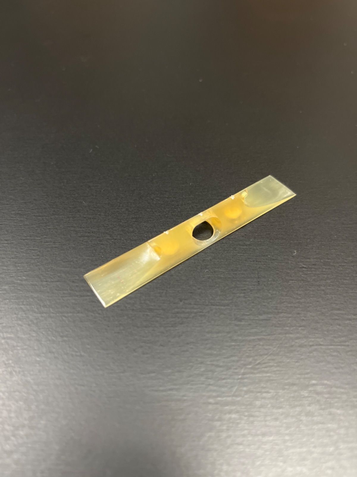 地唄駒No.1水牛 2分8厘×1匁1分 金