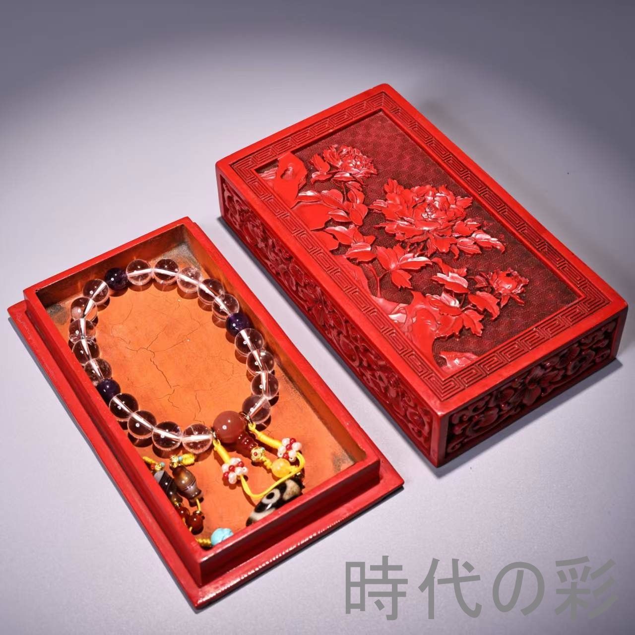 中国古美術 清代 天然白水晶 念珠 浮雕漆器盒付 手持数珠 唐物 古玩 細工 古賞物 置物 時代物 収集 古美味 旧家蔵出 仏具 R07100316