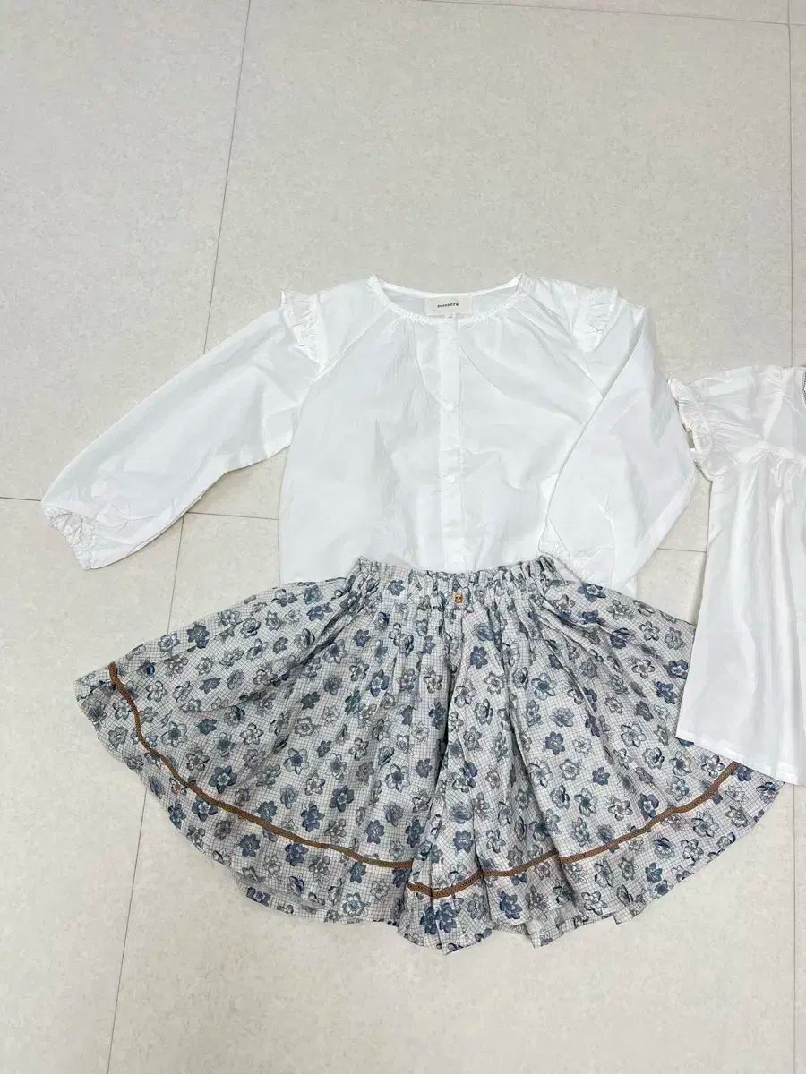 ♥ シュシュアンクラ 女児 4 税金