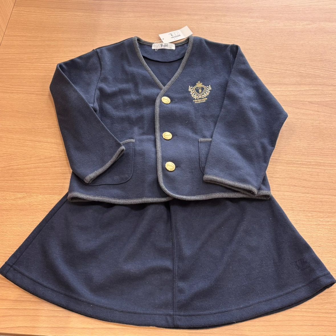 未着用品 TRUSSARDI　子供服 セットアップ スカート トップス　120　MT1255