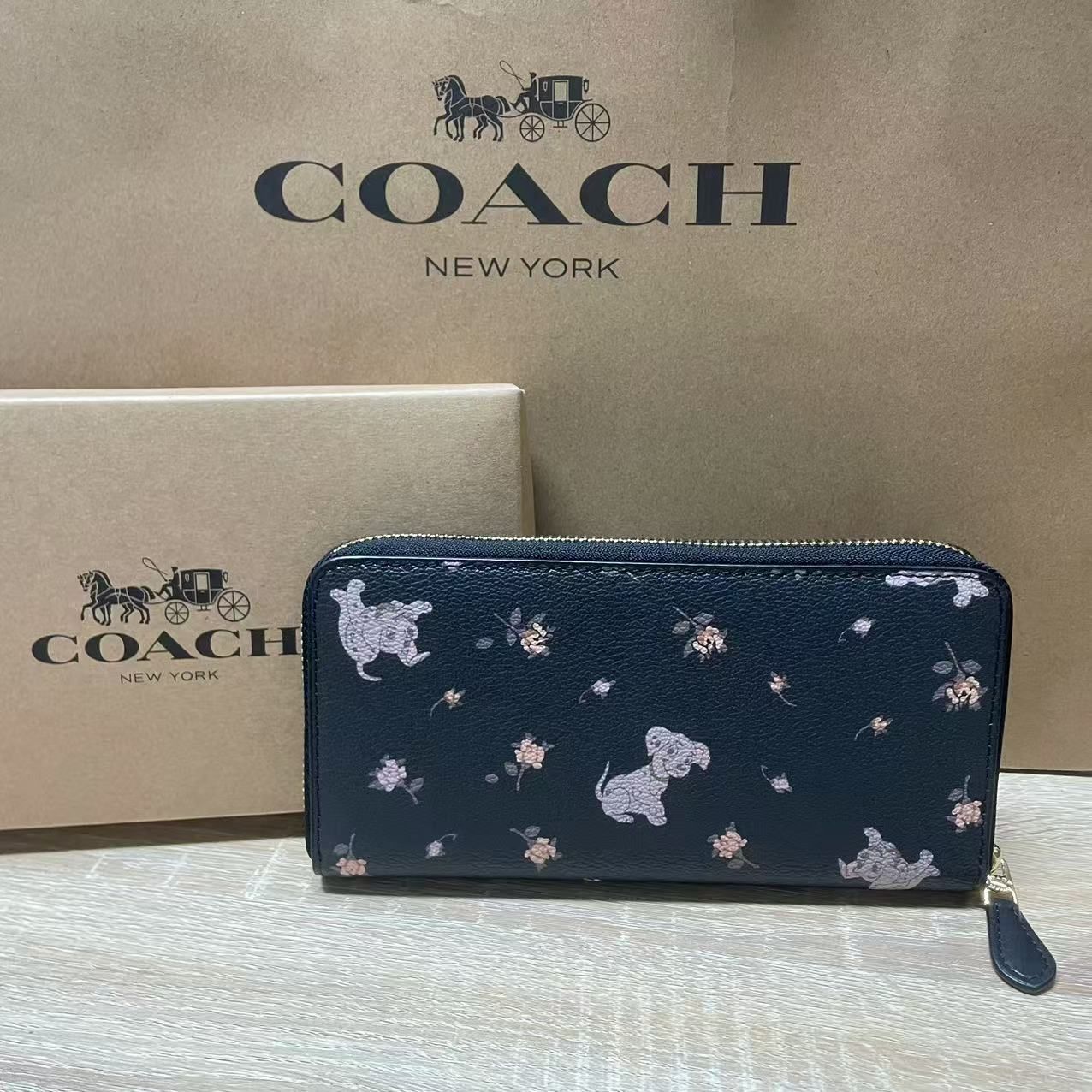 新品未使用】【即購入OK】COACH ロング ジップ アラウンド ウォレット財布 長財布 ビジネス カード ケース男性女性用 クリスマスプレゼント  F91743 - メルカリ