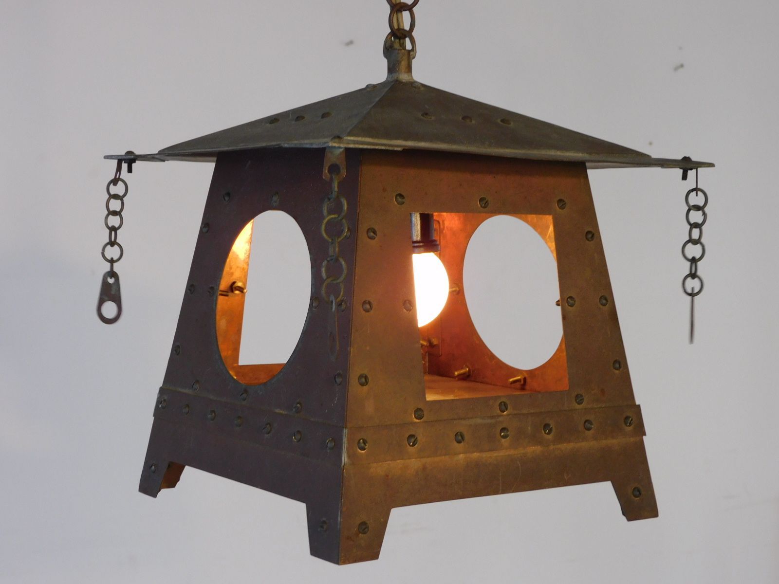 銅製 灯篭型ペンダントライト HK-a-05554 吊り灯籠 門灯 電笠 電傘 吊り灯籠 オブジェ インテリア 燭台 提燈 NEXPOTALLINN_EU