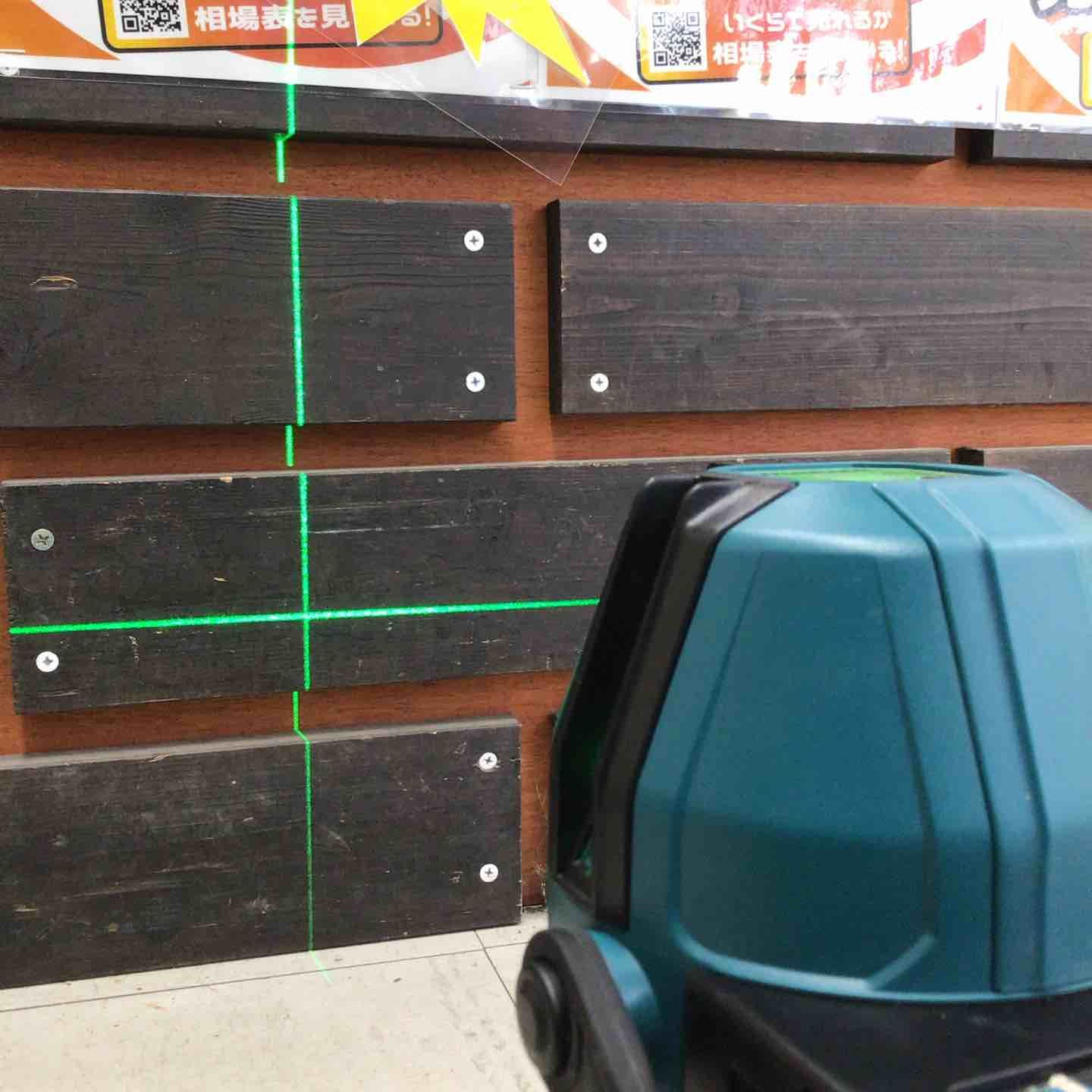 10.8Vグリーンレーザー墨出し器 SK20GD