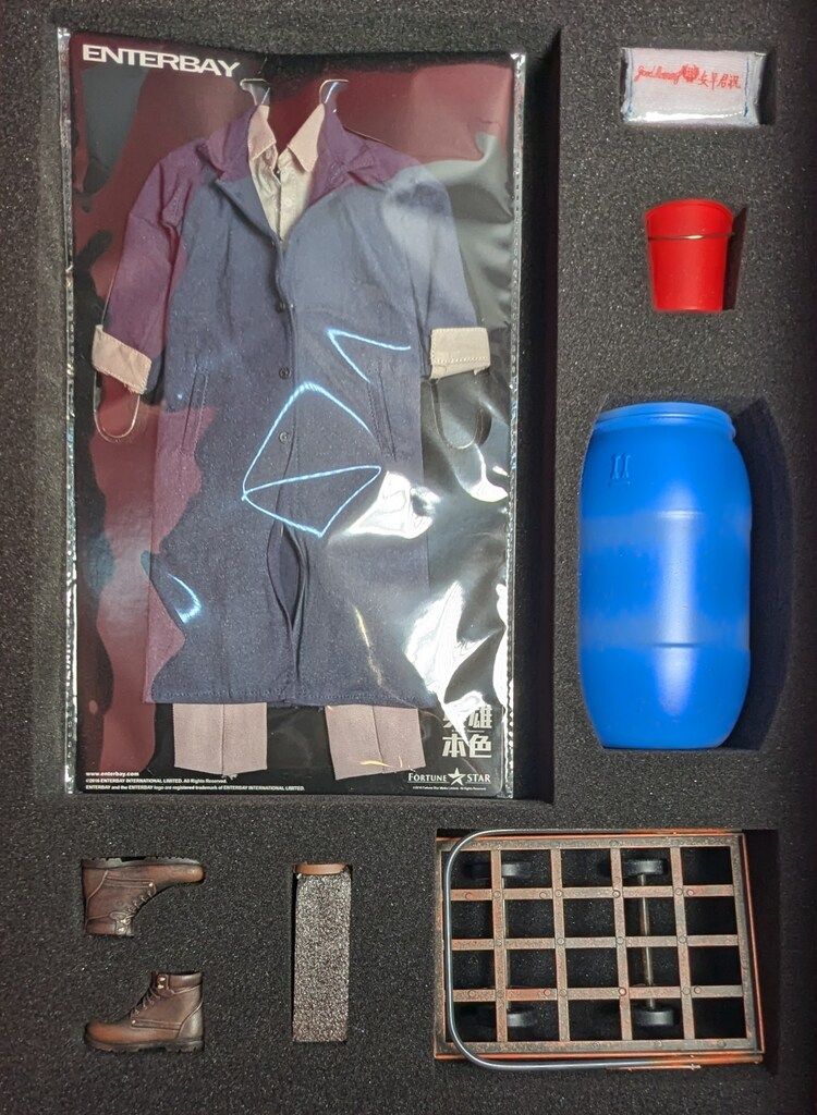 ENTERBAY リアルマスターピース コレクティブル フィギュア チョウ ユンファ マーク リー USTAUSTRALIA_COM_AU