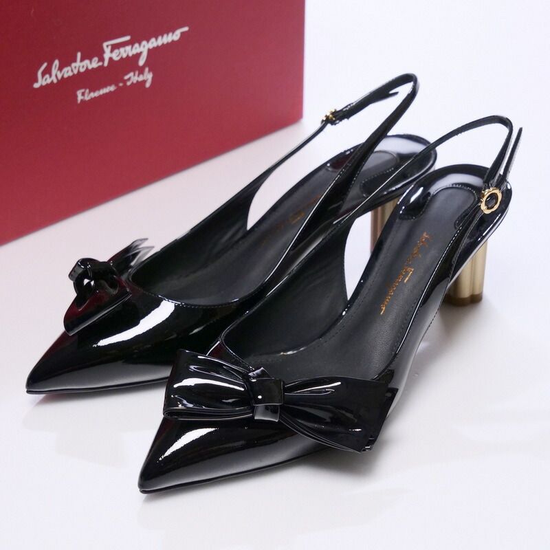 Salvatore Ferragamo＊パテントレザーリボンサンダル ミュール Salvatore Ferragamo＊パテントレザーリボンサンダル ミュール