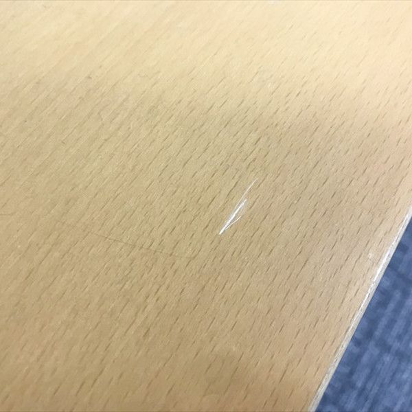 ブラウン