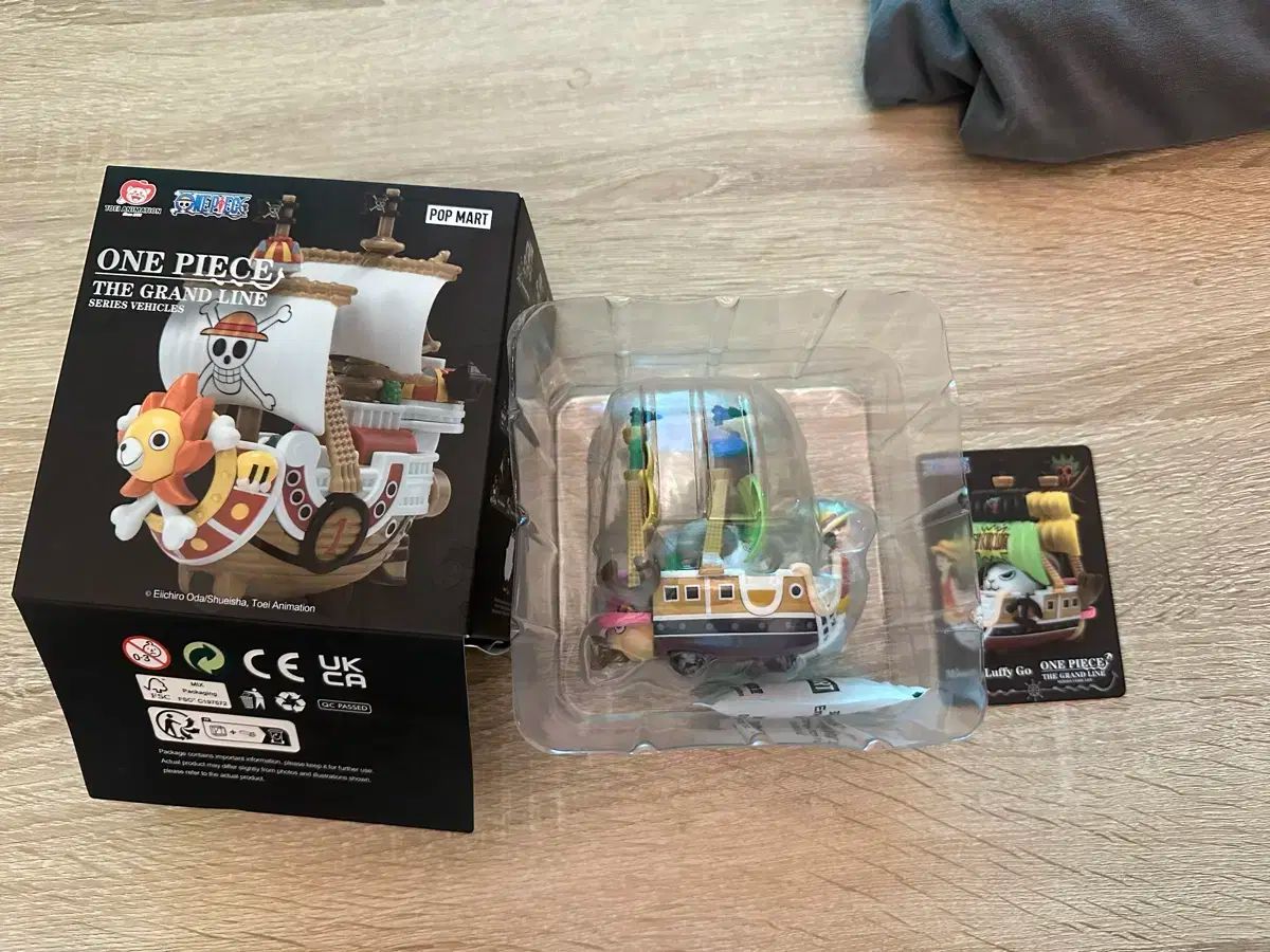 POP MART (ポップマート ) ONE PIECE（ワンピース） 海賊船 フィギュア