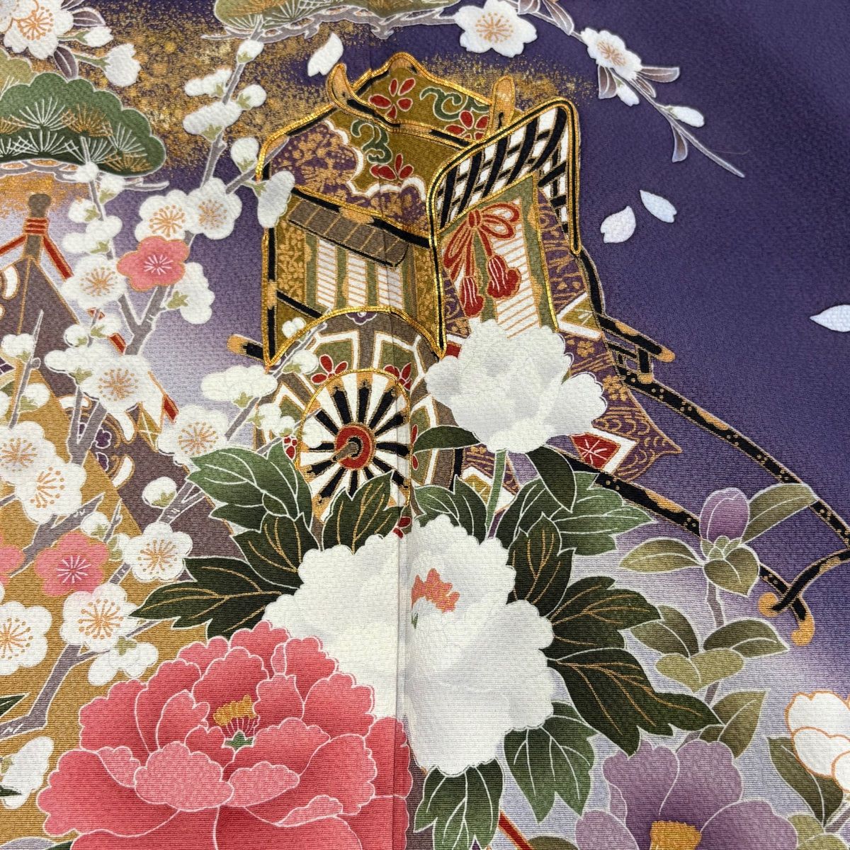 振袖 身丈165.5cm 裄丈67cm M 袷 キラキラ 牡丹 桜 刺繍 銀通し 緑