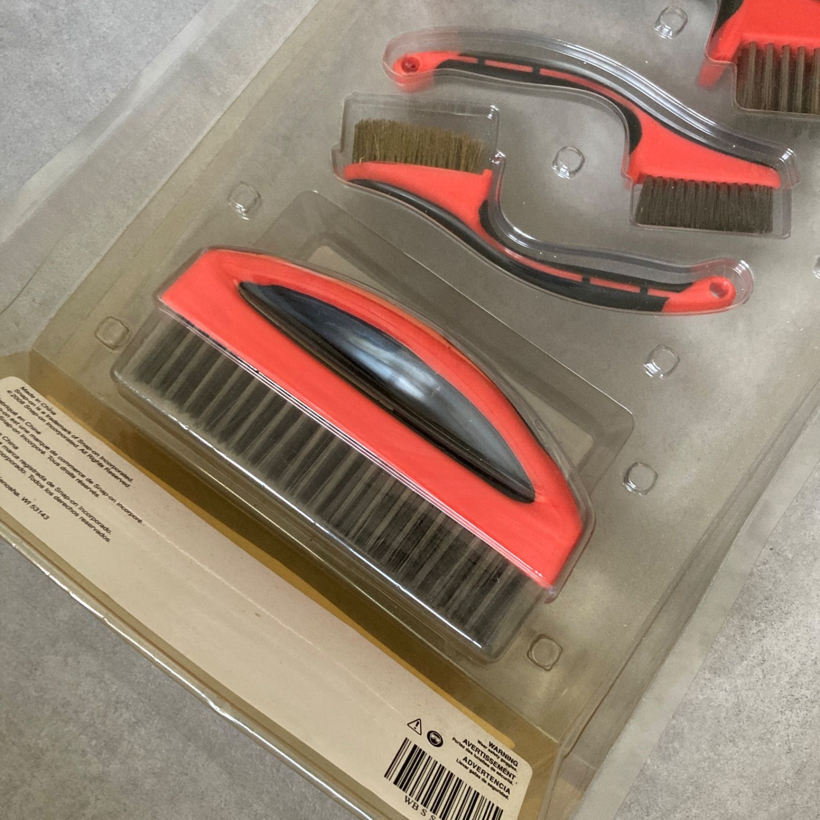 ワイヤーブラシ