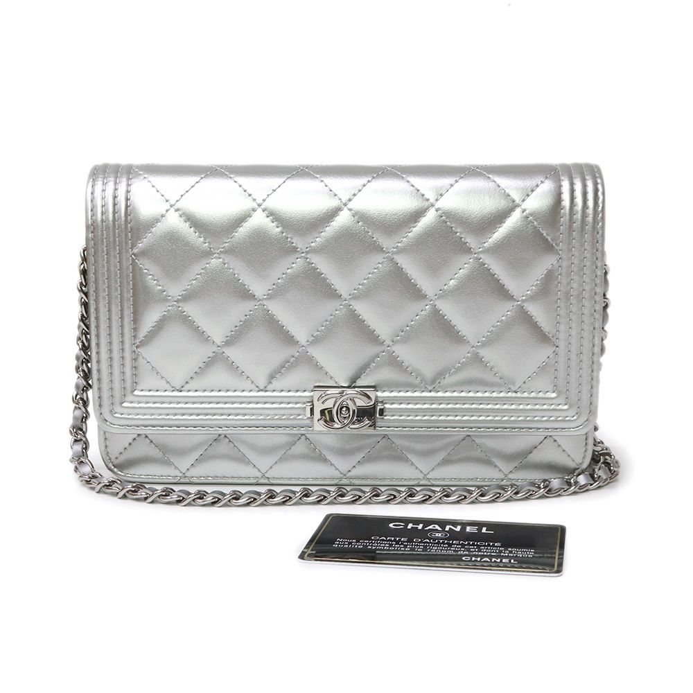 CHANEL  ボーイシャネル ミドル ジップウォレット CHANEL ボーイシャネル ミドル ジップウォレット
