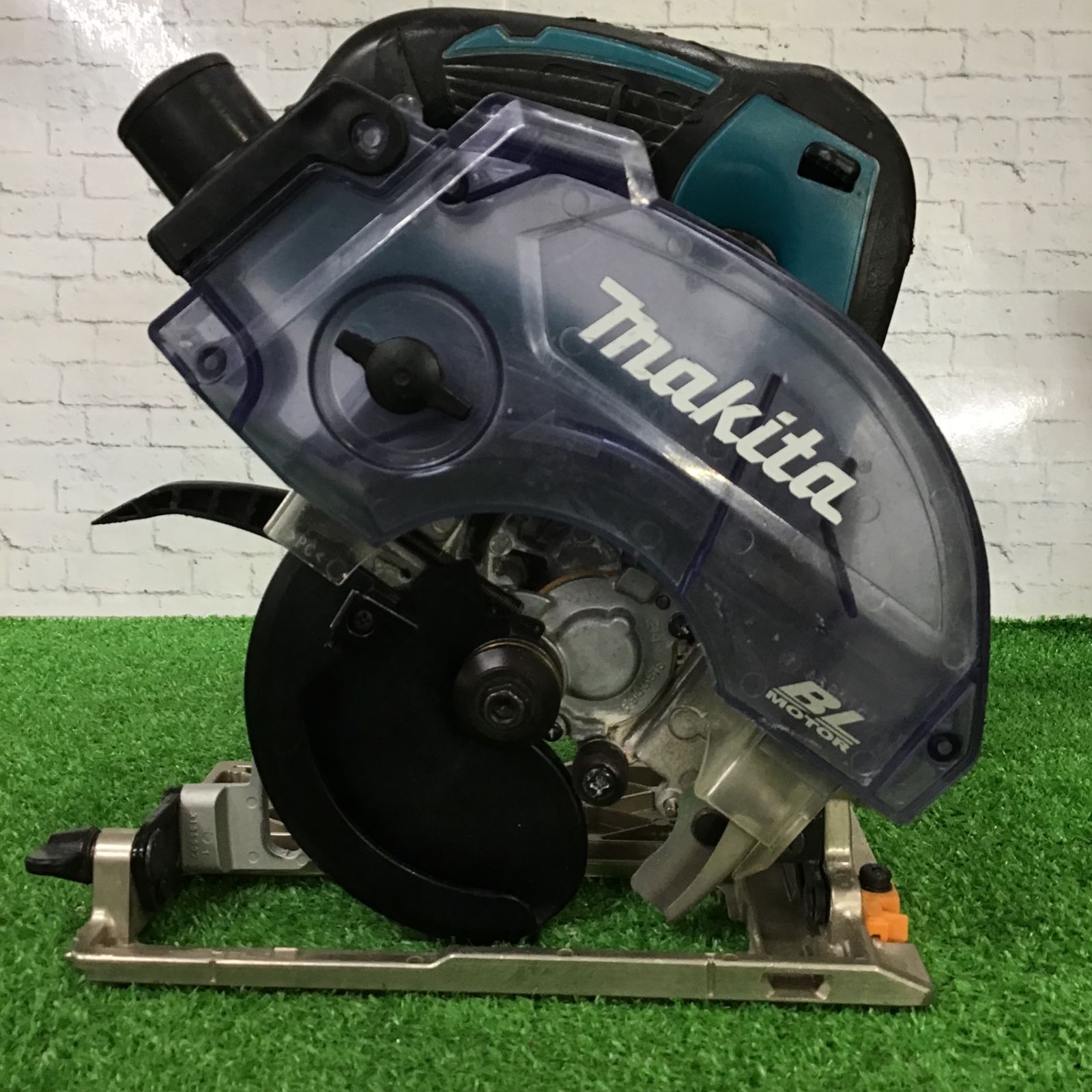 ☆マキタ(makita) コードレス防じん丸のこ 湿さ KS511DZ【越谷店】