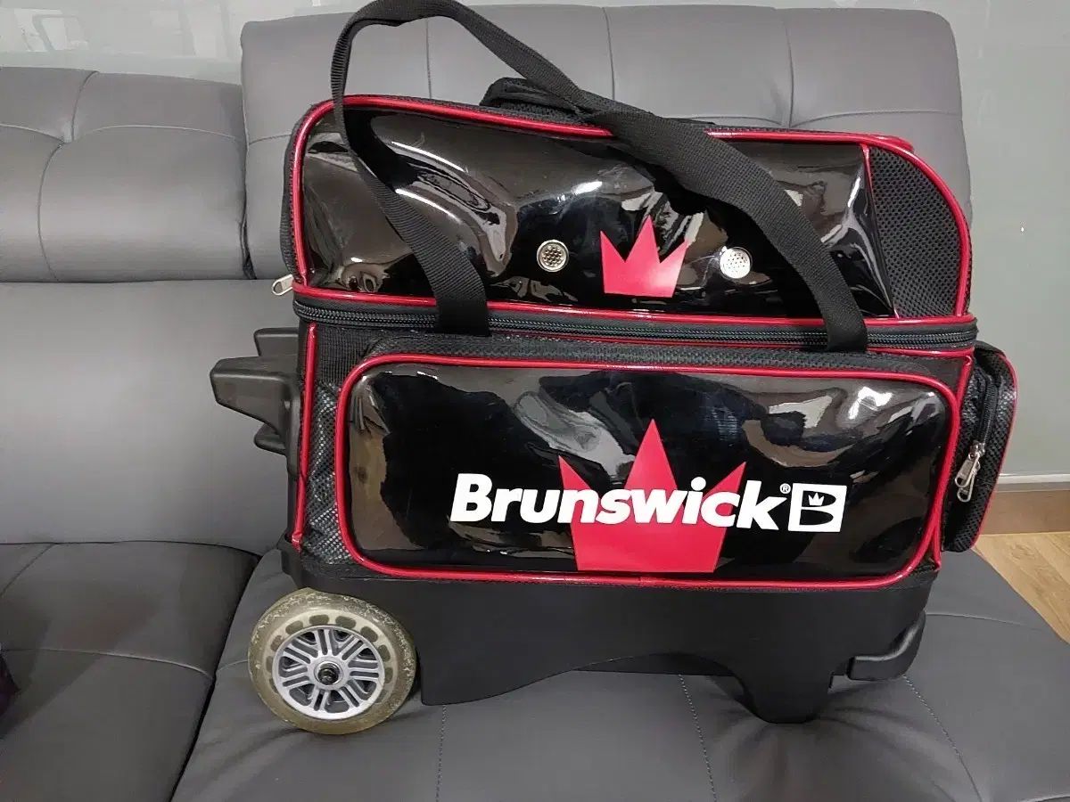 Brunswick ボウリング用キャリーバッグ ボウリングバッグ | ブランズウィック キャリーバッグ 取扱商品