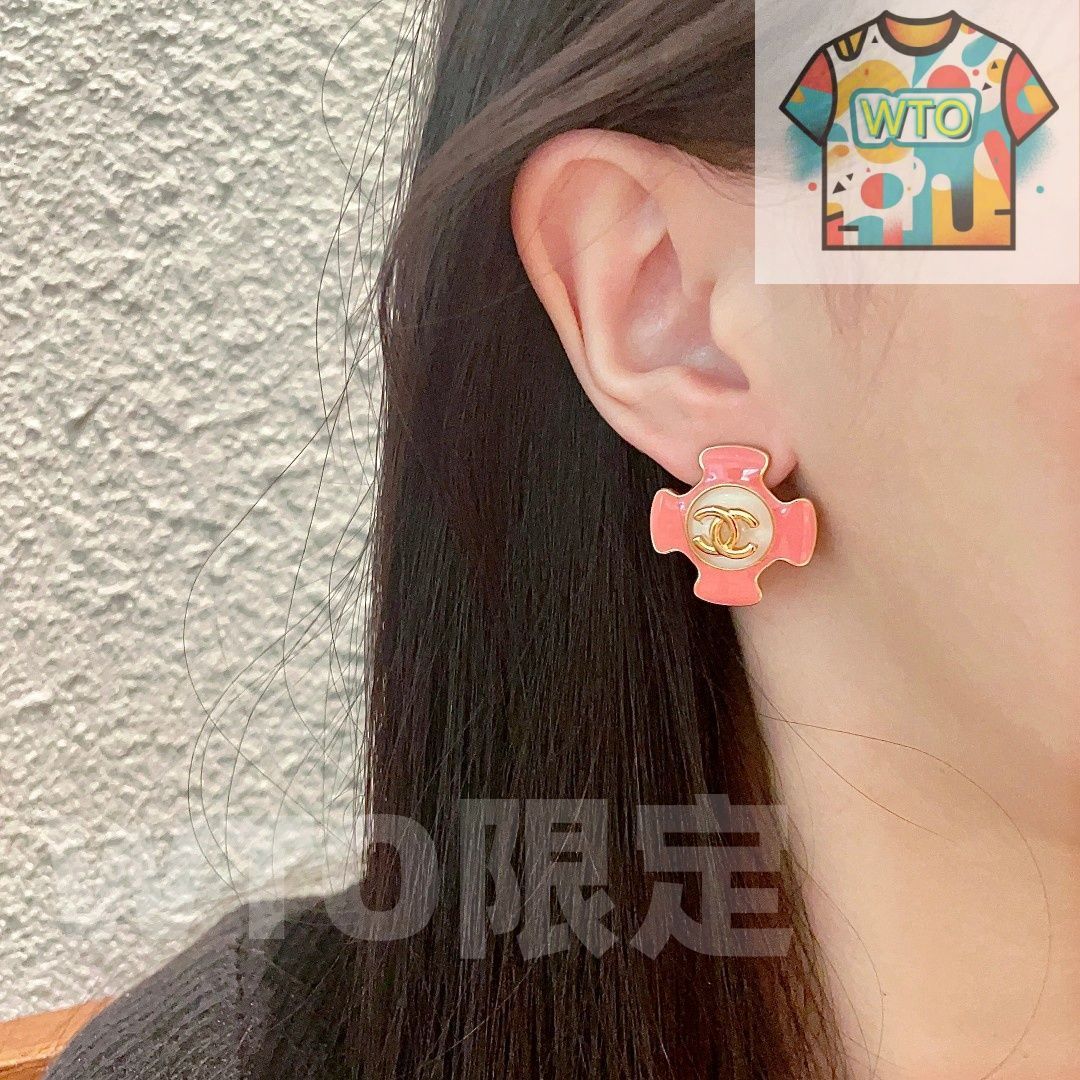 コメント先にしてください　CHANEL ダブルCロゴ ピアス コメント先にしてください CHANEL ダブルCロゴ ピアス コメント