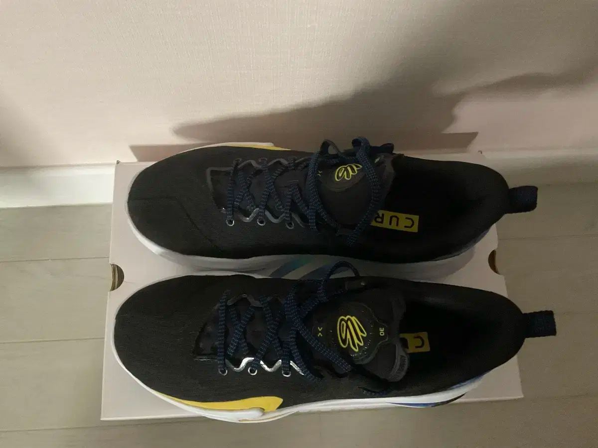 275