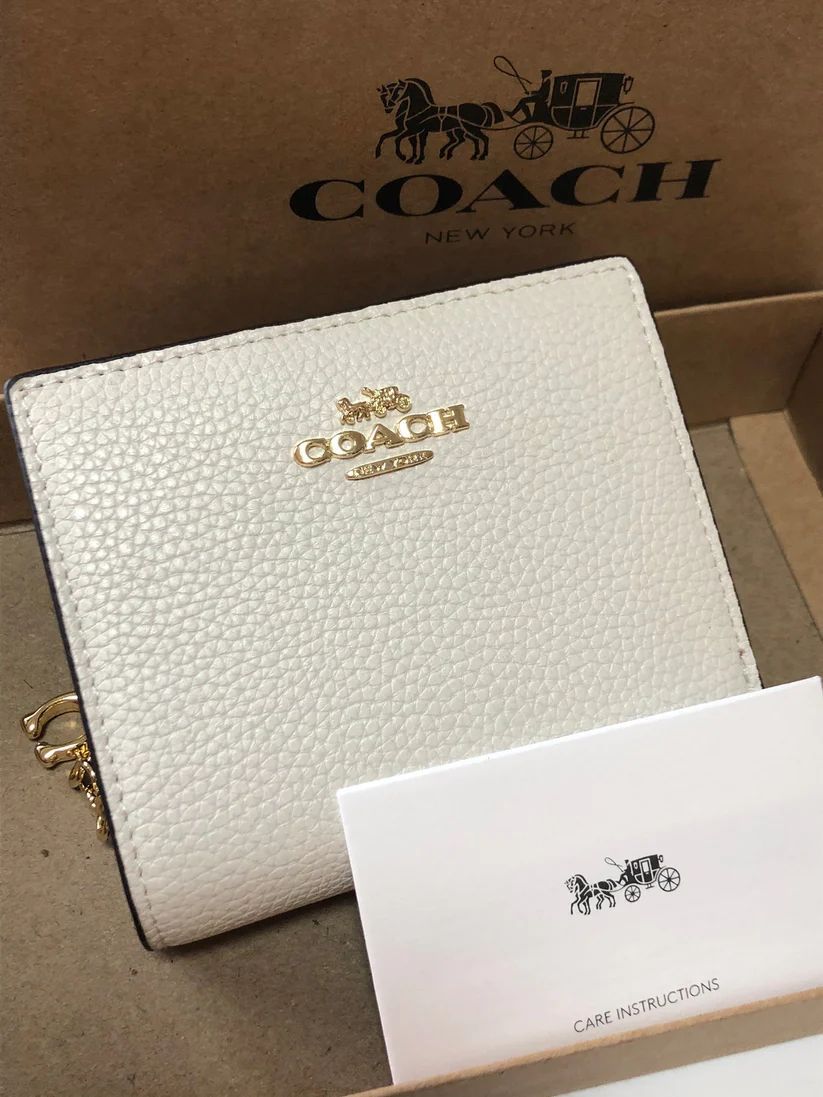 COACH 新品 折り財布【正規品】 C2862 白 シンプル ミニ 小さい