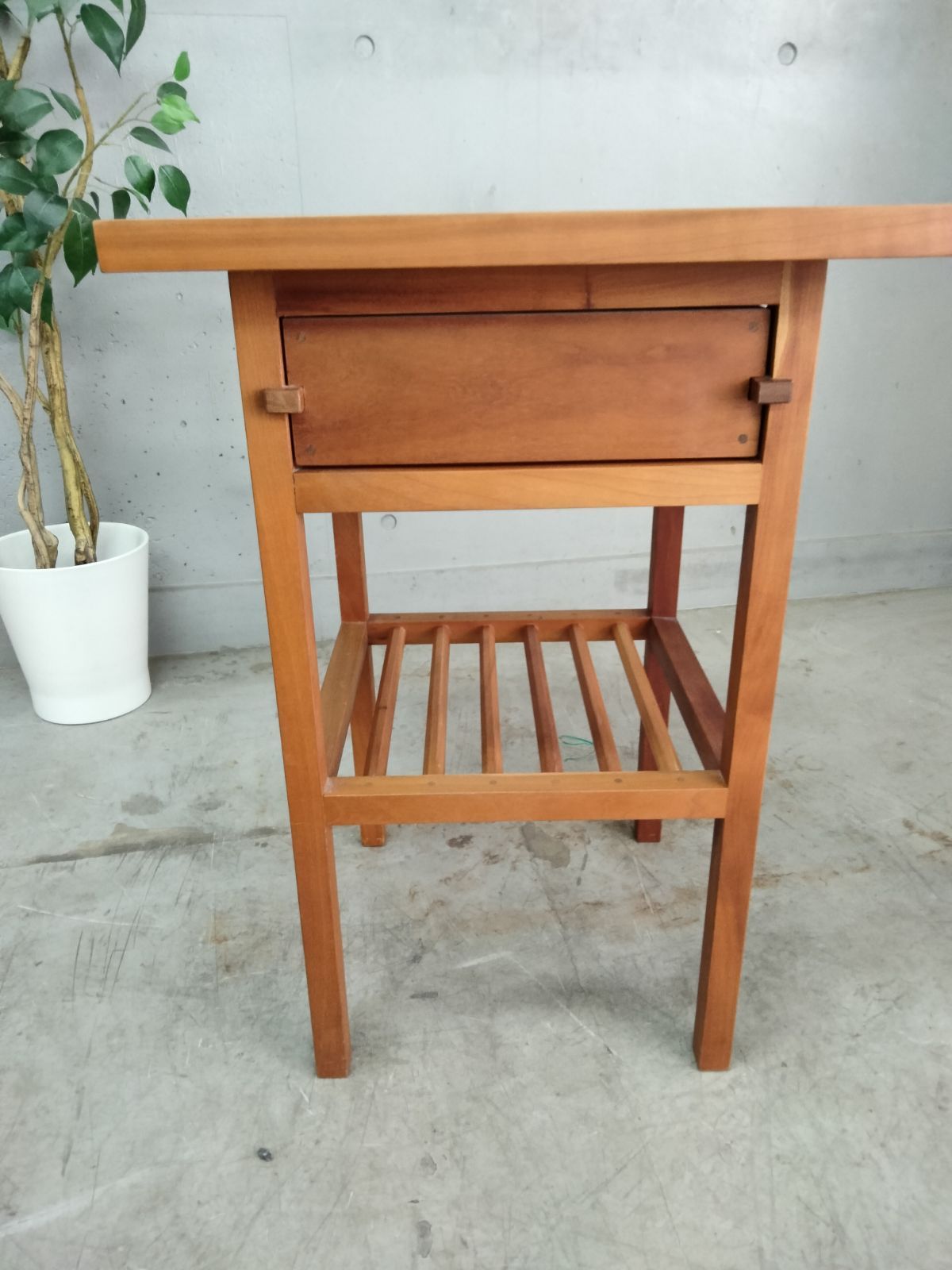 希少】横浜ダニエル 樺材 ナイト テーブル サイド 引出し 飾り台 ①
