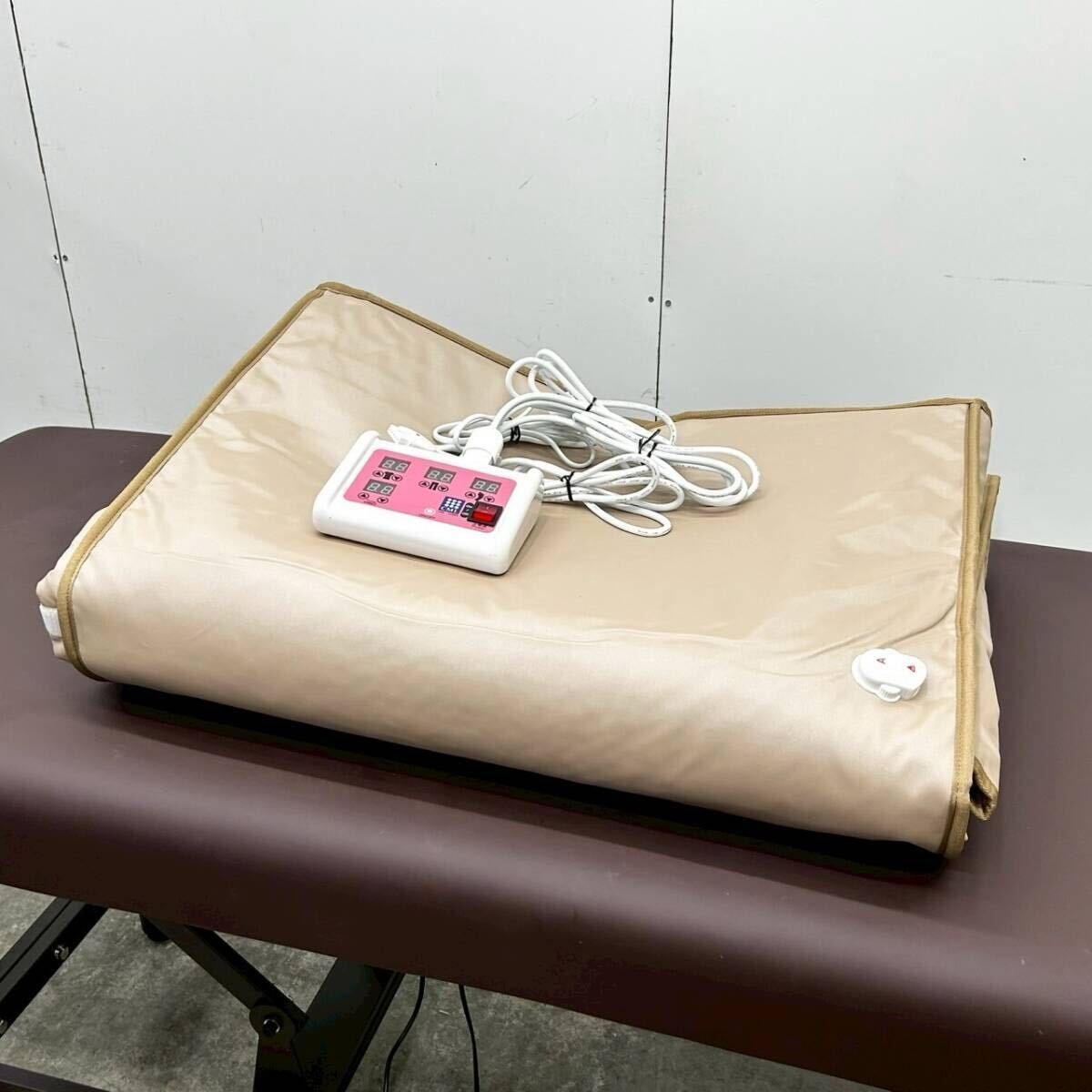 セラミックヒートマット CML605BS 3つ折タイプ 業務用 エステ ボディケア