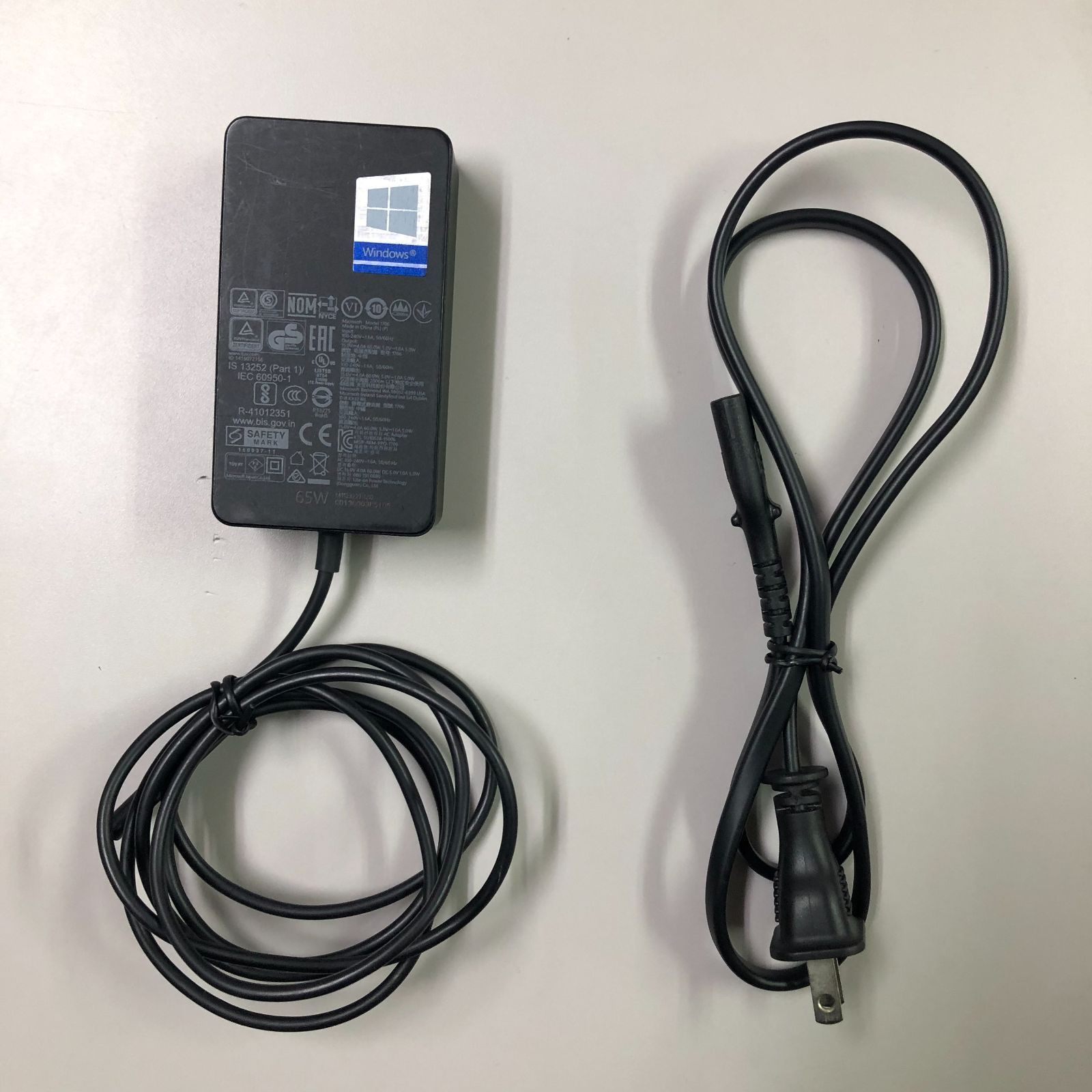 asuka様専用ページ Microsoft surface pro8 ジャンク品 - メルカリ