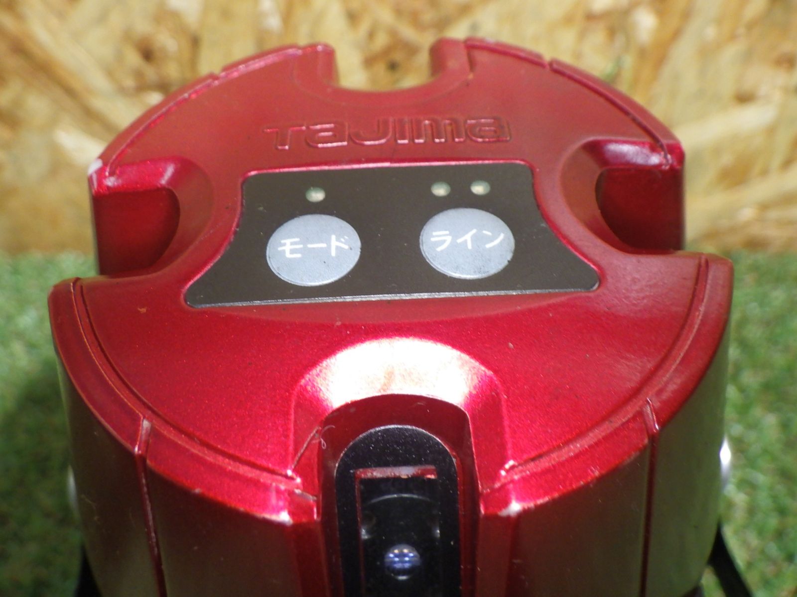 レーザー墨出し器