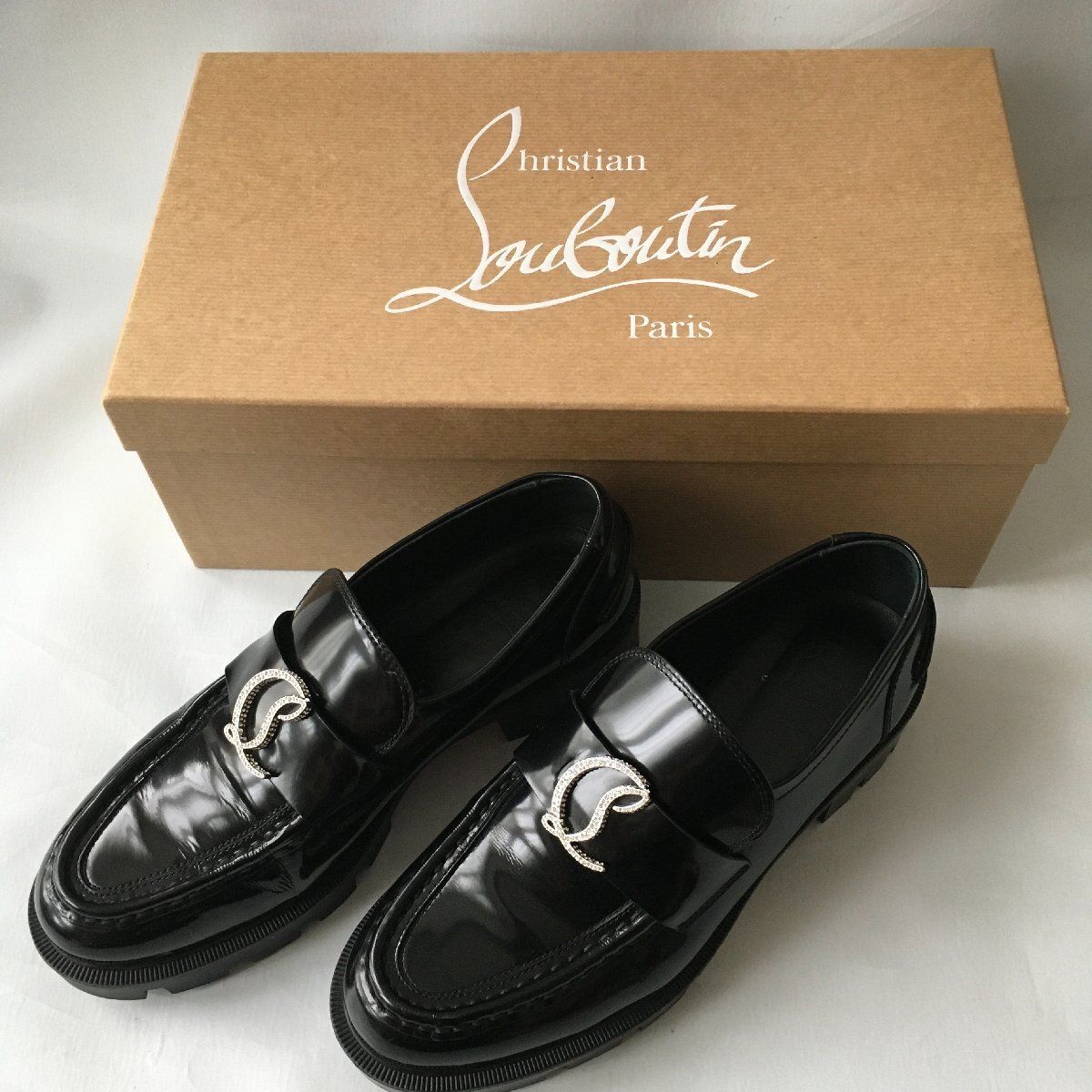 美品 クリスチャンルブタンChristian Louboutin レザー ローファー37  