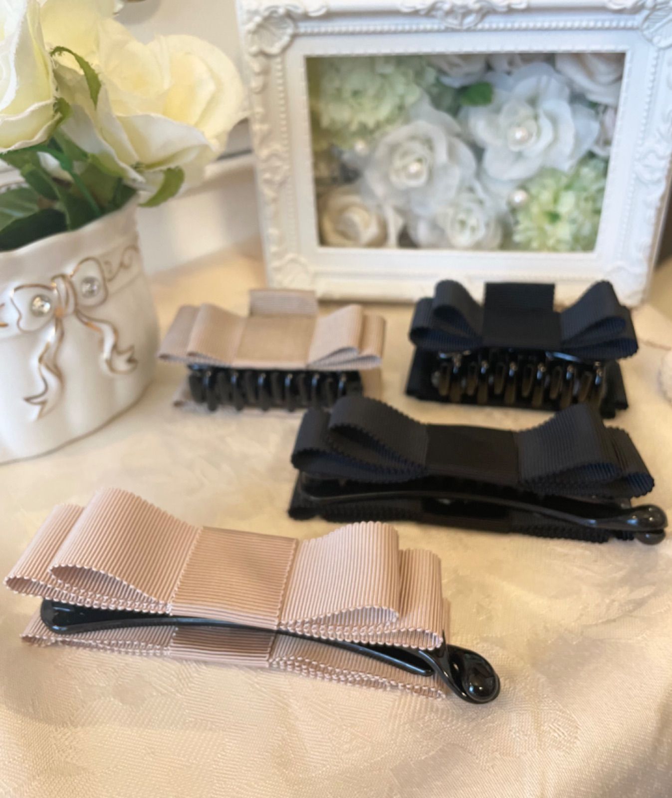 真作】絵画 染筆の美しい日本画額装 静寂の山峡 風景画 幽谷の塔 V11