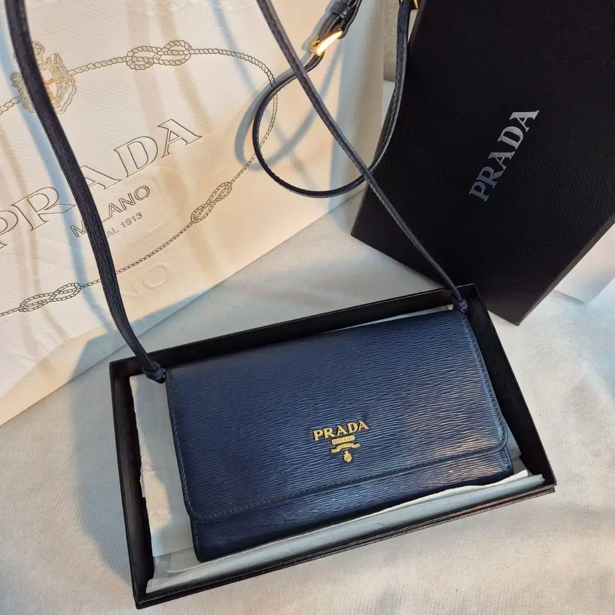 PRADA ビテッロムーブ WOC