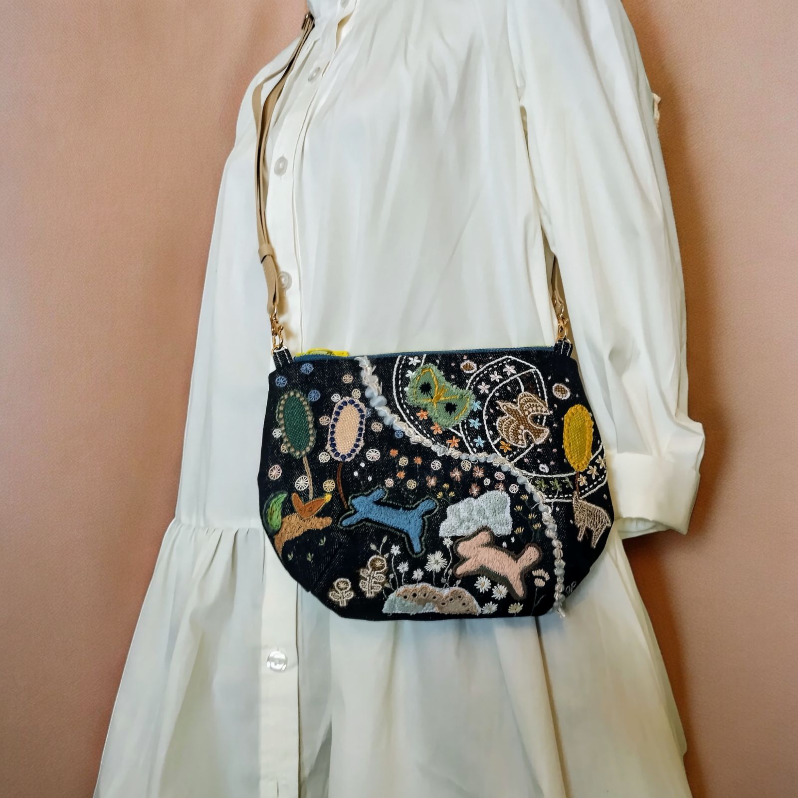 ヴィオラドーロ 　ショルダーバッグ　グレディブリリアン ヴィオラドーロ ショルダーバッグ グレディブリリアン VIOLAd