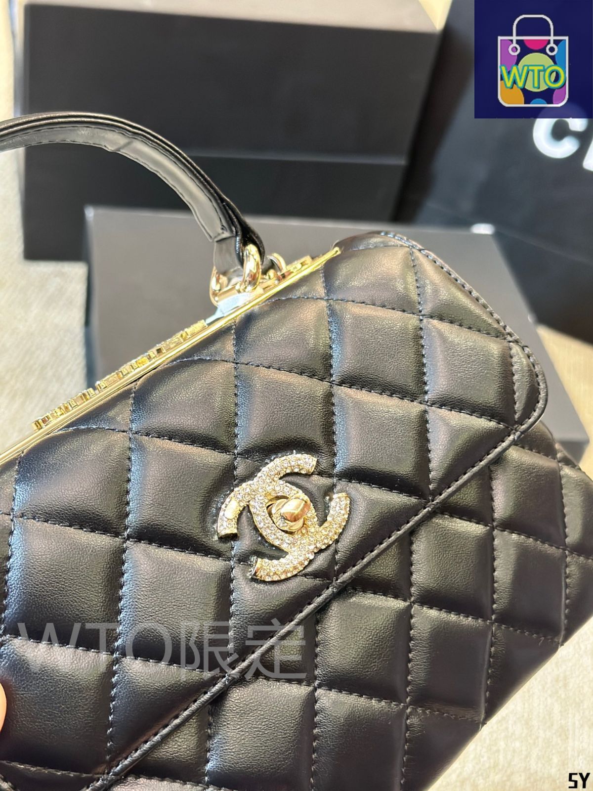 【高級感溢れる艶感がお洒落】CHANEL★ハンドバッグ★ゴールドCC Chanel】今日特価！シャネル Trendy CC バッグ、使い勝手抜群の