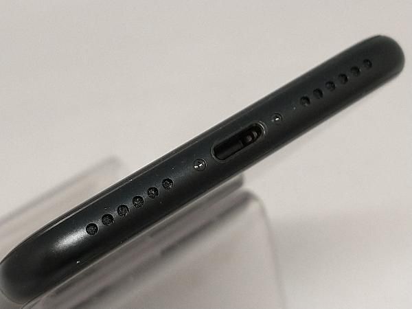 お買い得品 au 【SIMロックなし】MHGP3J/A iPhone SE(第2世代) 64GB